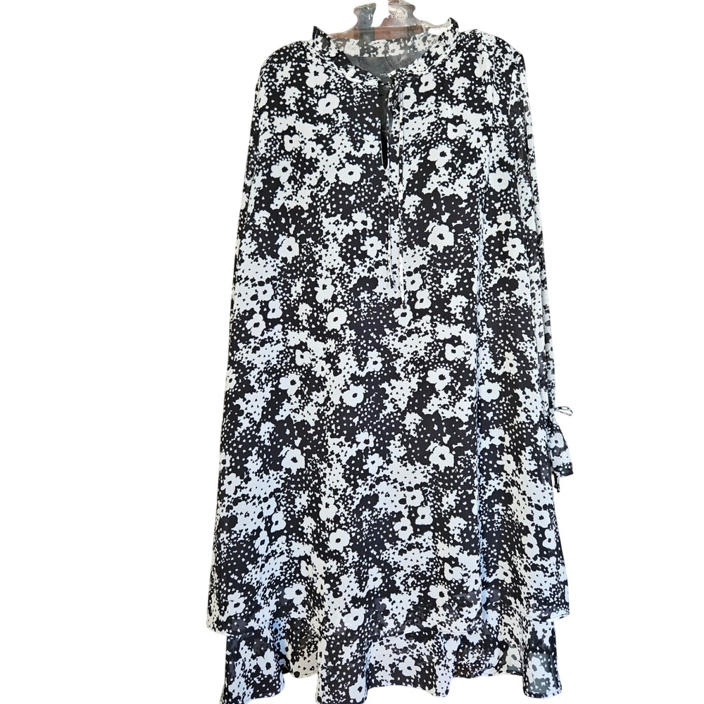 Ann Taylor Factory Black White Floral Shift Dress Ruffle Neck Long Sleeve Medium